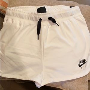 Nik women’s shorts